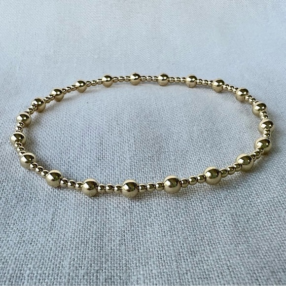 14k Good Filled Bead Stretch Bracelet with 2mm and 4mm Beads - Picture 4 of 4